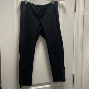 OLD NAVY ACTIVEWEAR Capris Leggings (medium)